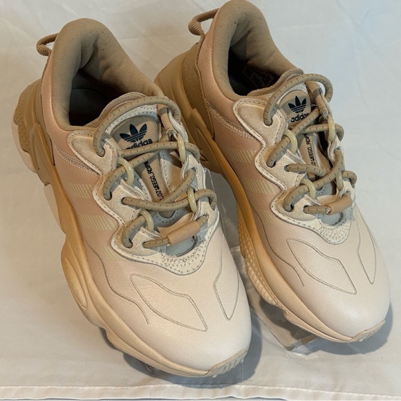 Adidas Originals Ozweego GZ2776 Sneakers Tennis Shoes Beige Size 6